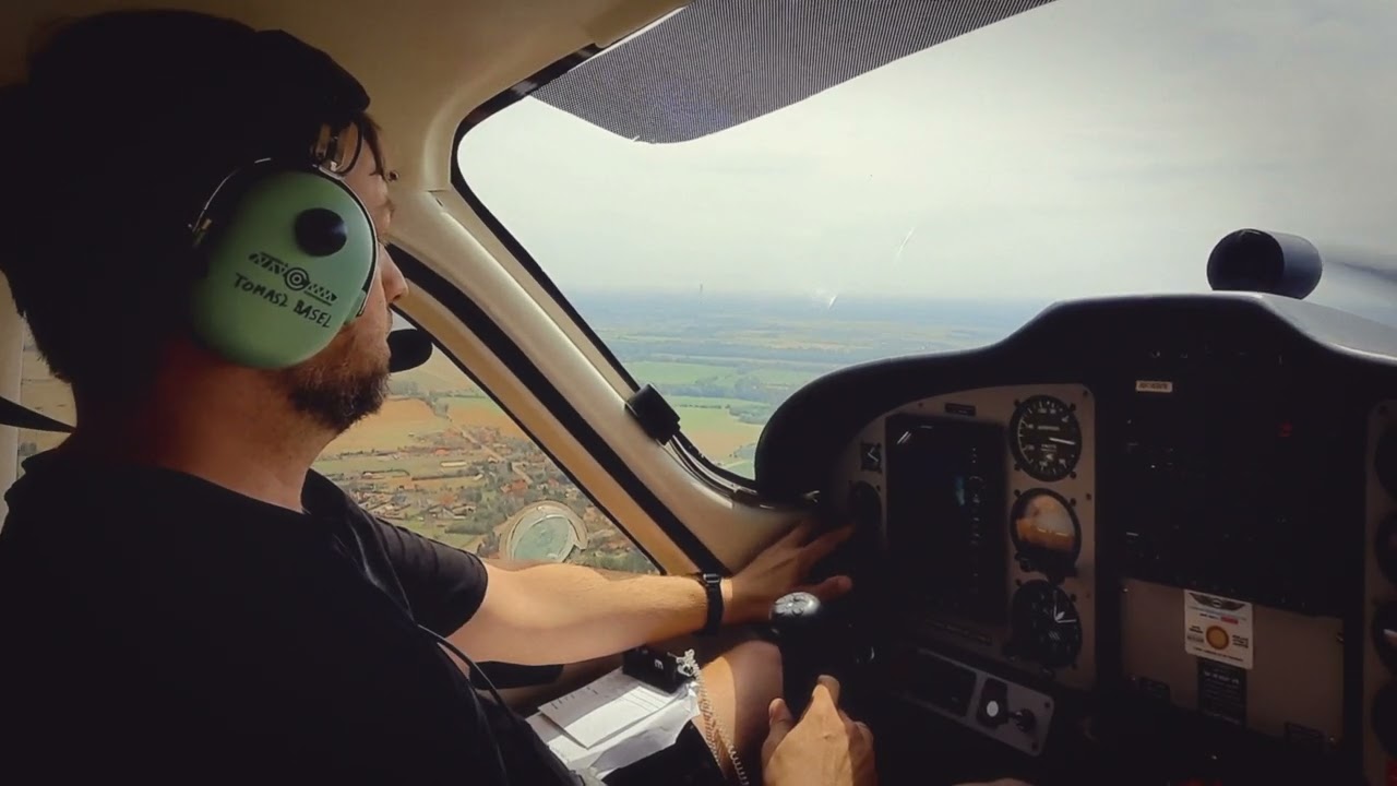 Polatane nie tylko oczami.