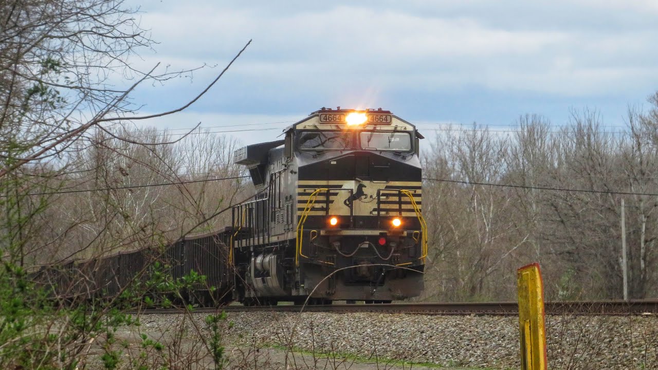 Norfolk Southern 179 with A solo leader heads Southbound in Helenwood Tennessee 