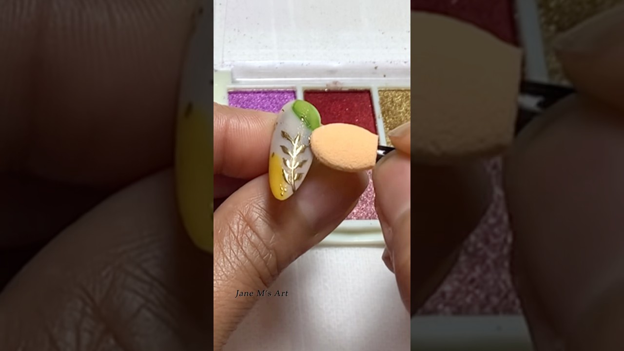 Golden Leaf Elegance ✨🌿 #nails #nailart