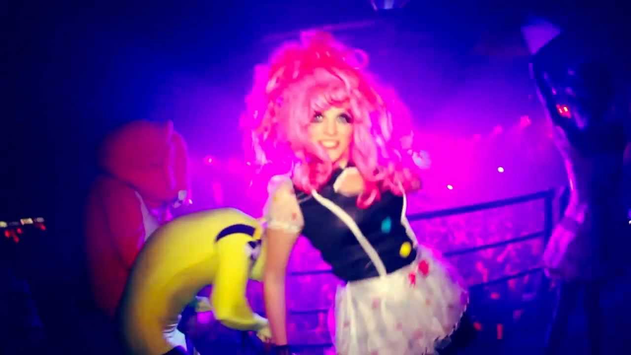 CROOKERS, GESAFFELSTEIN, BRODINSKI, ZOMBIE NATION, ETNIK // LOONYLAND 9 JAHRE // BOOTSHAUS, KÖLN