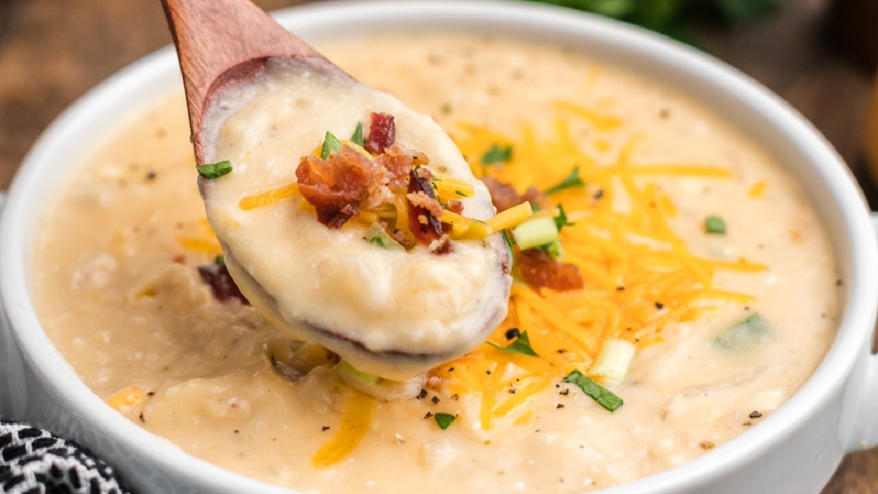 The Creamiest Crock Pot Hash Brown Potato Soup Ever!