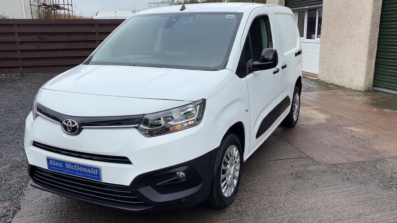 For Sale 2022 Toyota PROACE CITY 1 5 BlueHDi Icon Glasgow New & Used Van Sales Near me