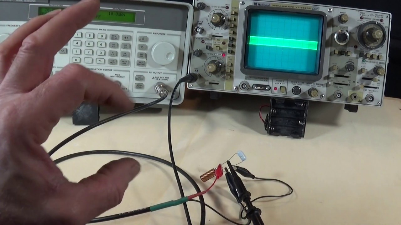 Misura della frequenza di risonanza circuito LC.