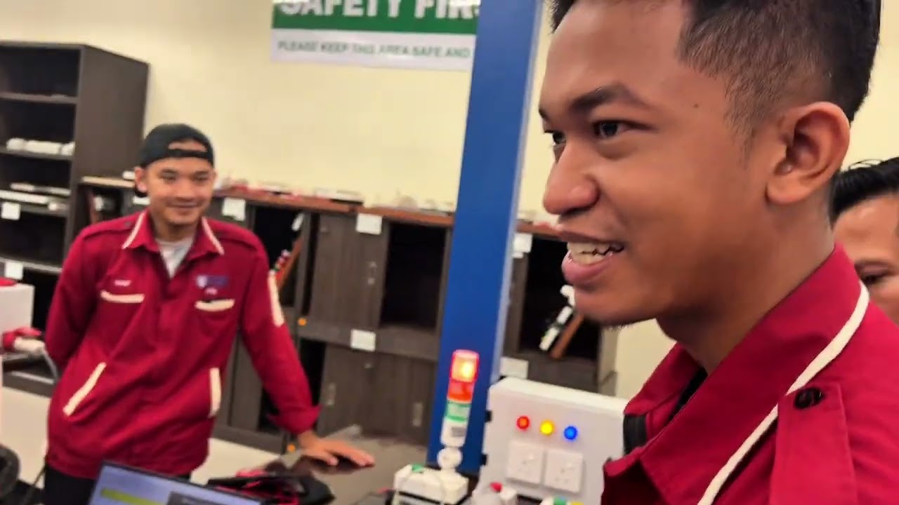 PLC-BASED FORWARD-REVERSE STAR-DELTA INDUCTION MOTOR STARTER WITH SAFETY INTERLOCKS