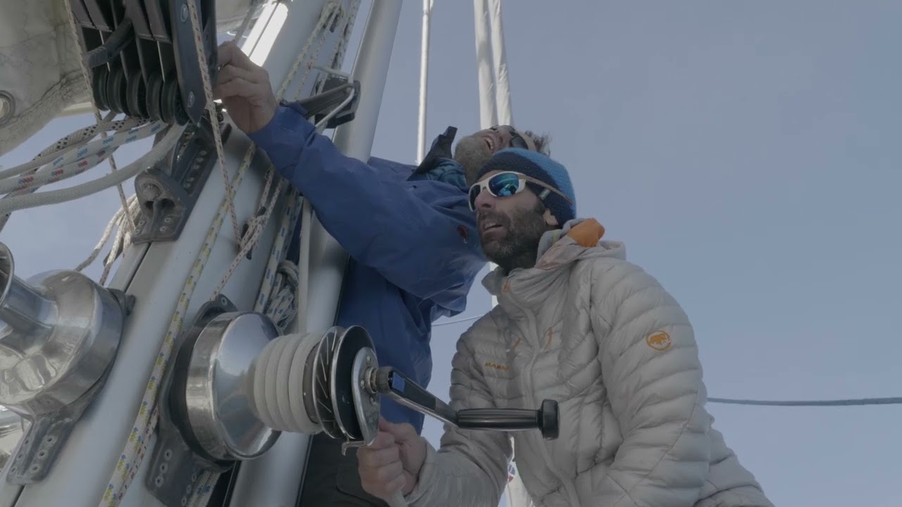 Sailing in Antarctica onboard sailboat Jonathan