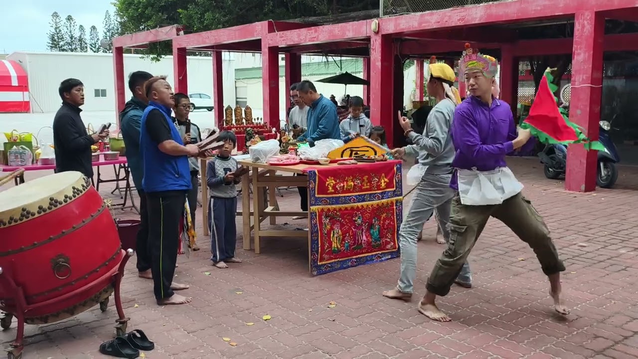 澎湖龍門安良廟舉行王船龍骨開斧大典