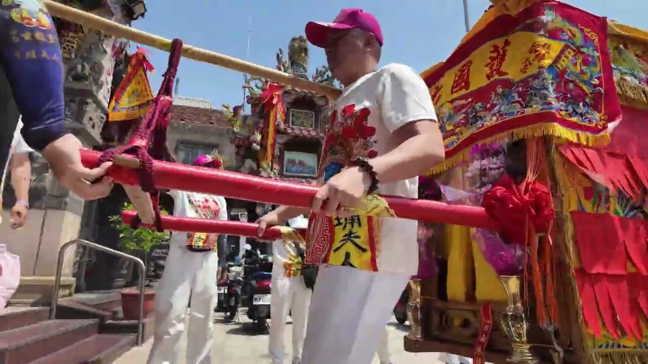 2025 菁埔夫人徒步出巡 -入廟 拜禮