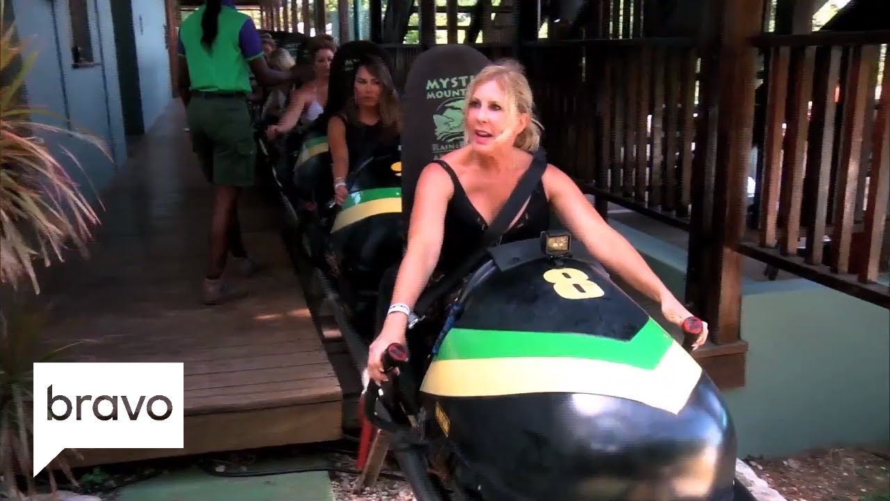 RHOC: Vicki Gunvalson Can’t Stop Twerking (Season 13, Episode 14) | Bravo