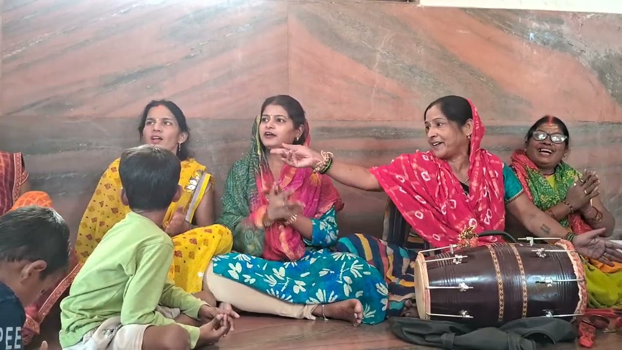 Bhole nath Bhajan #bhola bhola hare bhola 💛👍👍🙏🌺🌺🌺