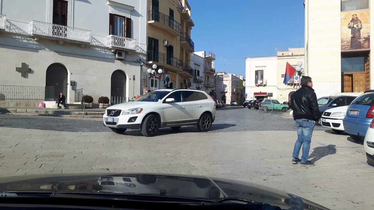 Rondrit door Canosa di Puglia