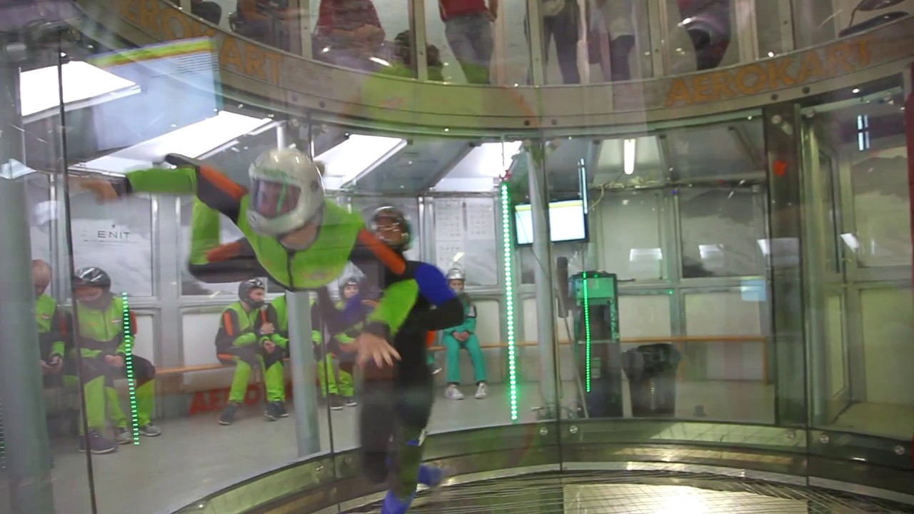 Chute libre en soufflerie, Romain - Aerokart Argenteuil - Mai 2017