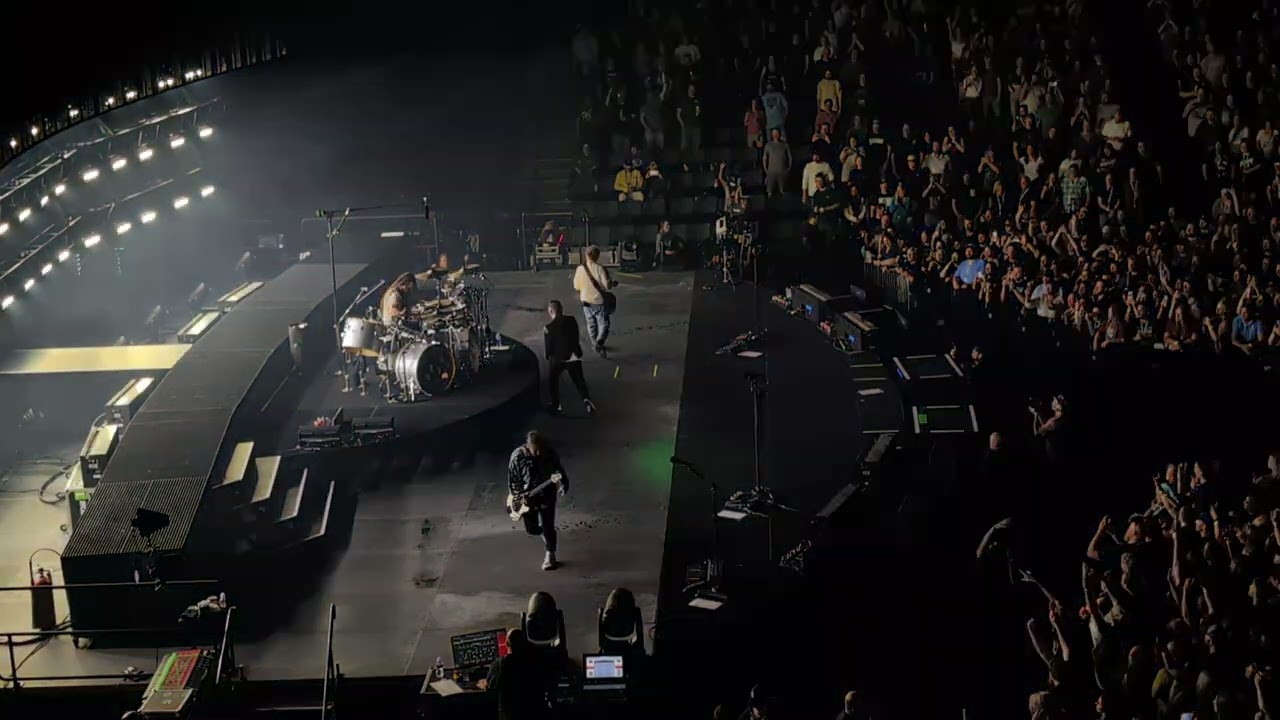 Shinedown Dance Kid Dance Tour