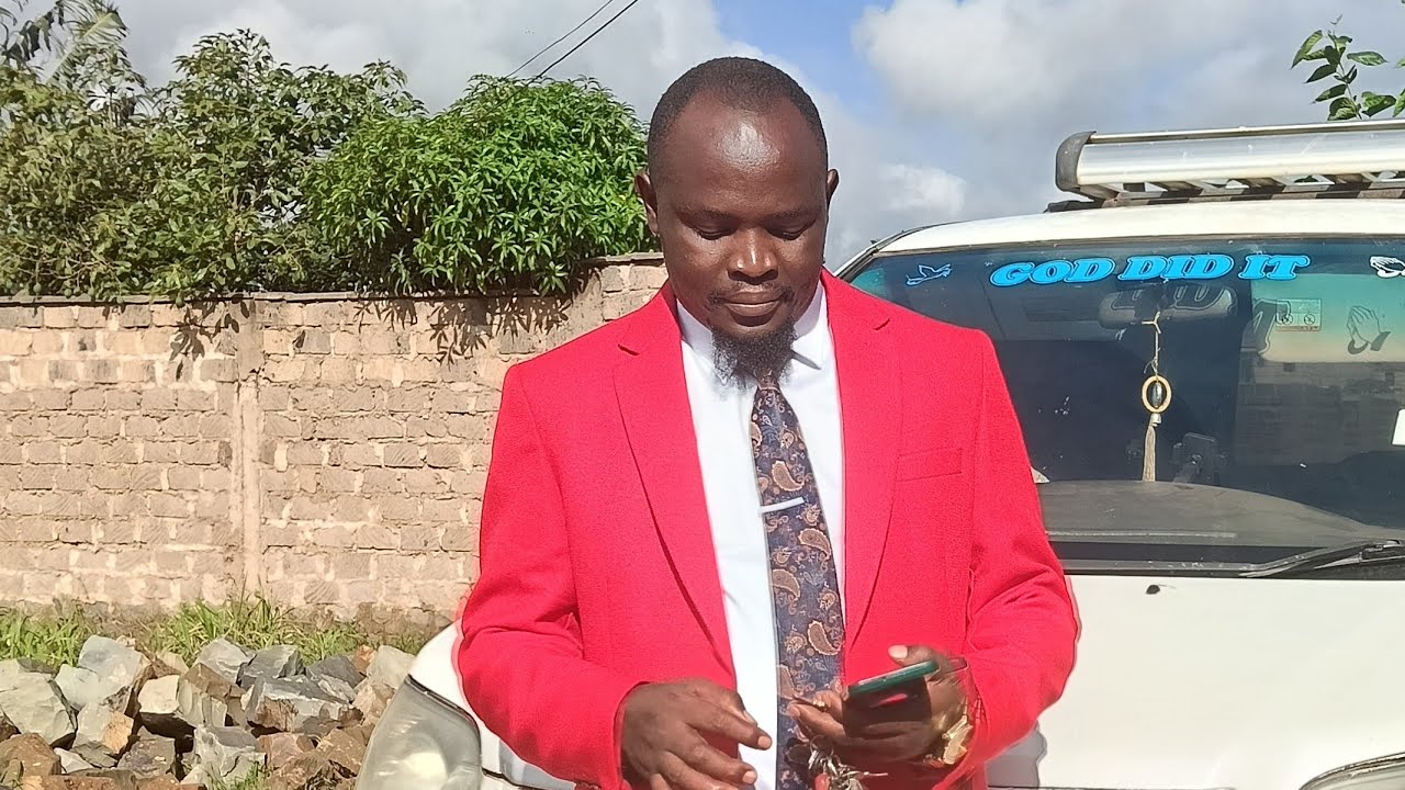 Kuna kupiganiwa Leo Karibuni Kwa ibada yenye 🔥 fire.....