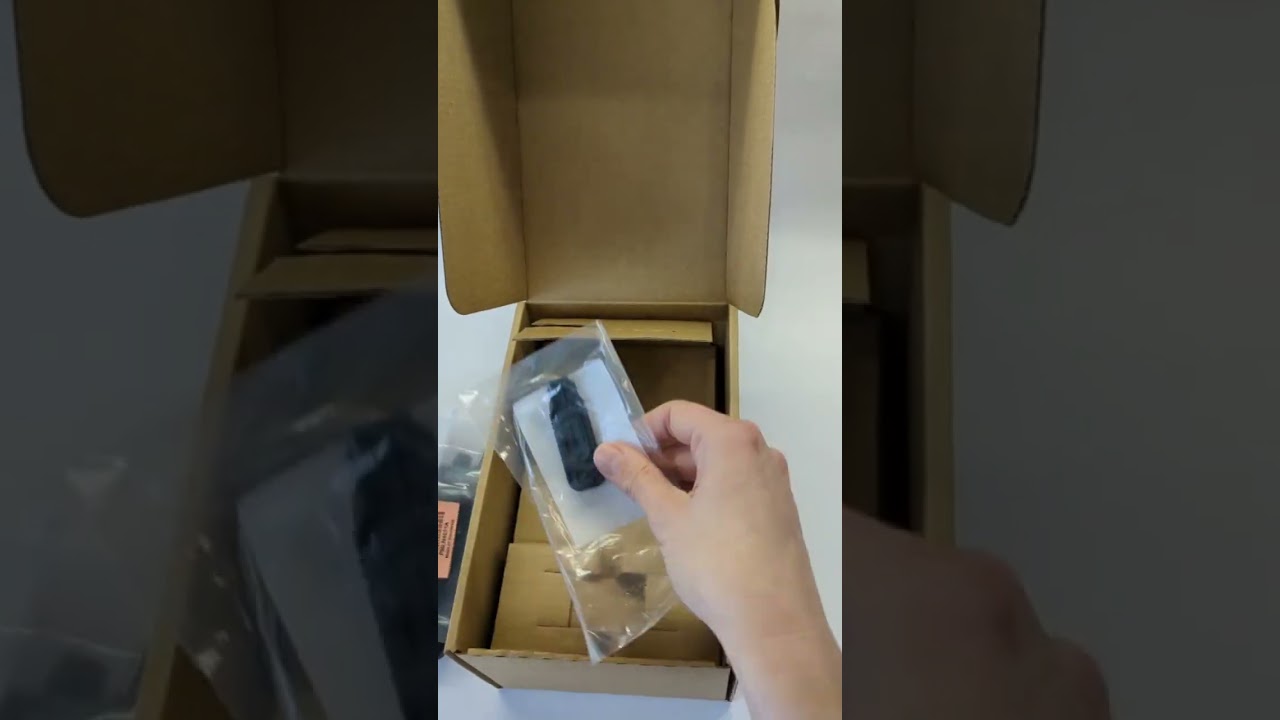 Професійна портативна рація Motorola DP 4400E VHF (з AES 256)