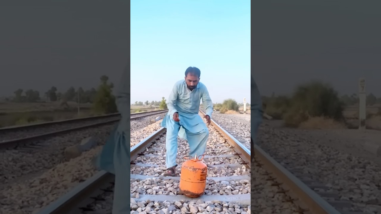 Gas cylinder #viral #train