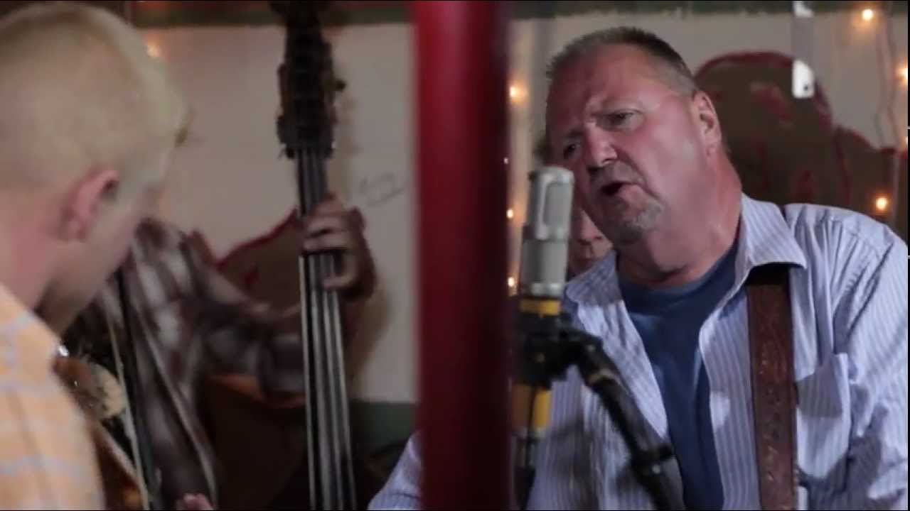 Danny Paisley - Your Swingin Bridge (Live @Pickathon 2012)