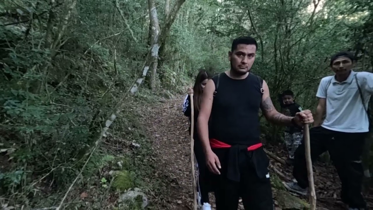 Recorrido rumbo a la Cueva del agua en la biosfera del cielo, No tengo derechos de autor.