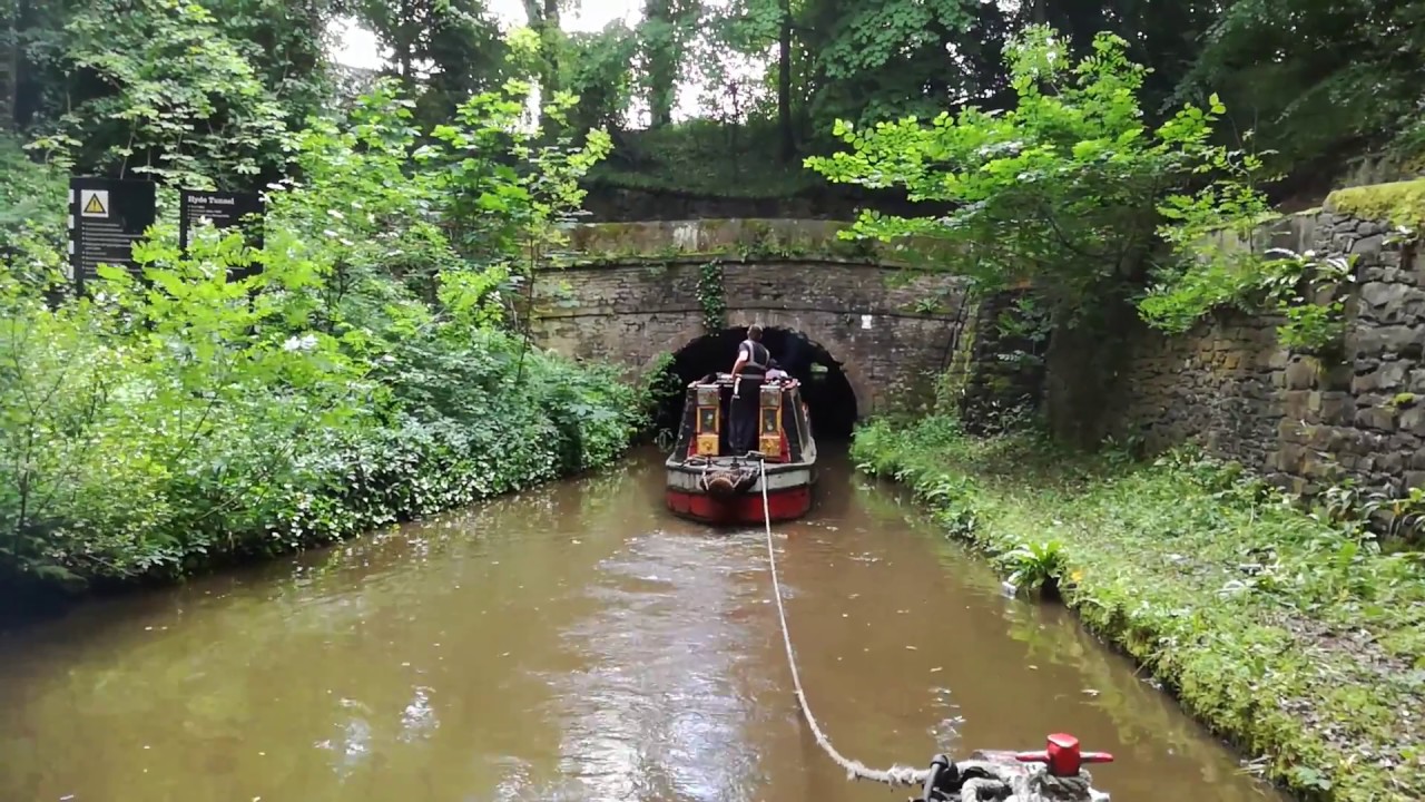 Hyde Bank Tunnel - Lower Peak Forest Canal