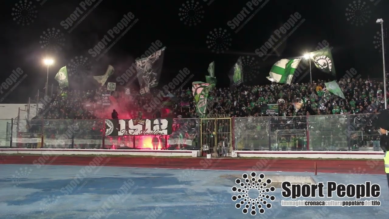 «Amami ancora...», tifo Avellino in casa della Casertana 2023-24