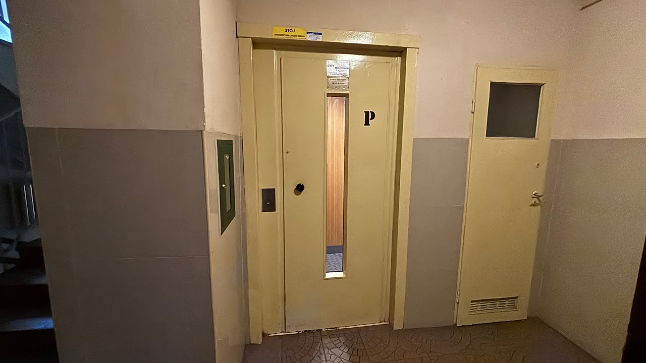 4x ZREMB Osiedlowy (mod. OTIS) | ul. Orłowska 3, Warszawa