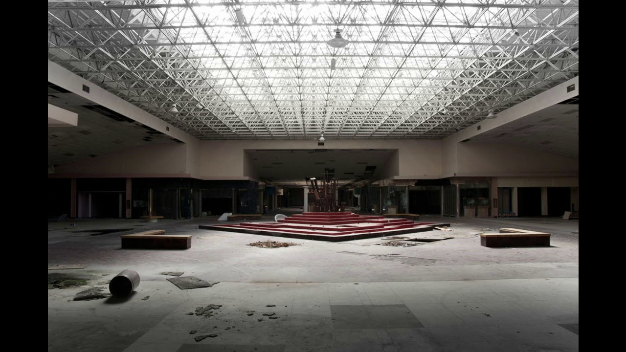 Simple Minds- Don't You (Forget About Me) (playing in an empty shopping centre)