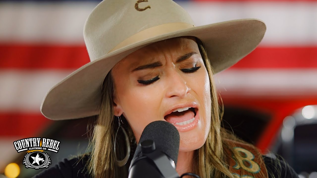 Bri Bagwell performs her NEW single 'Heroes' (Live Acoustic)