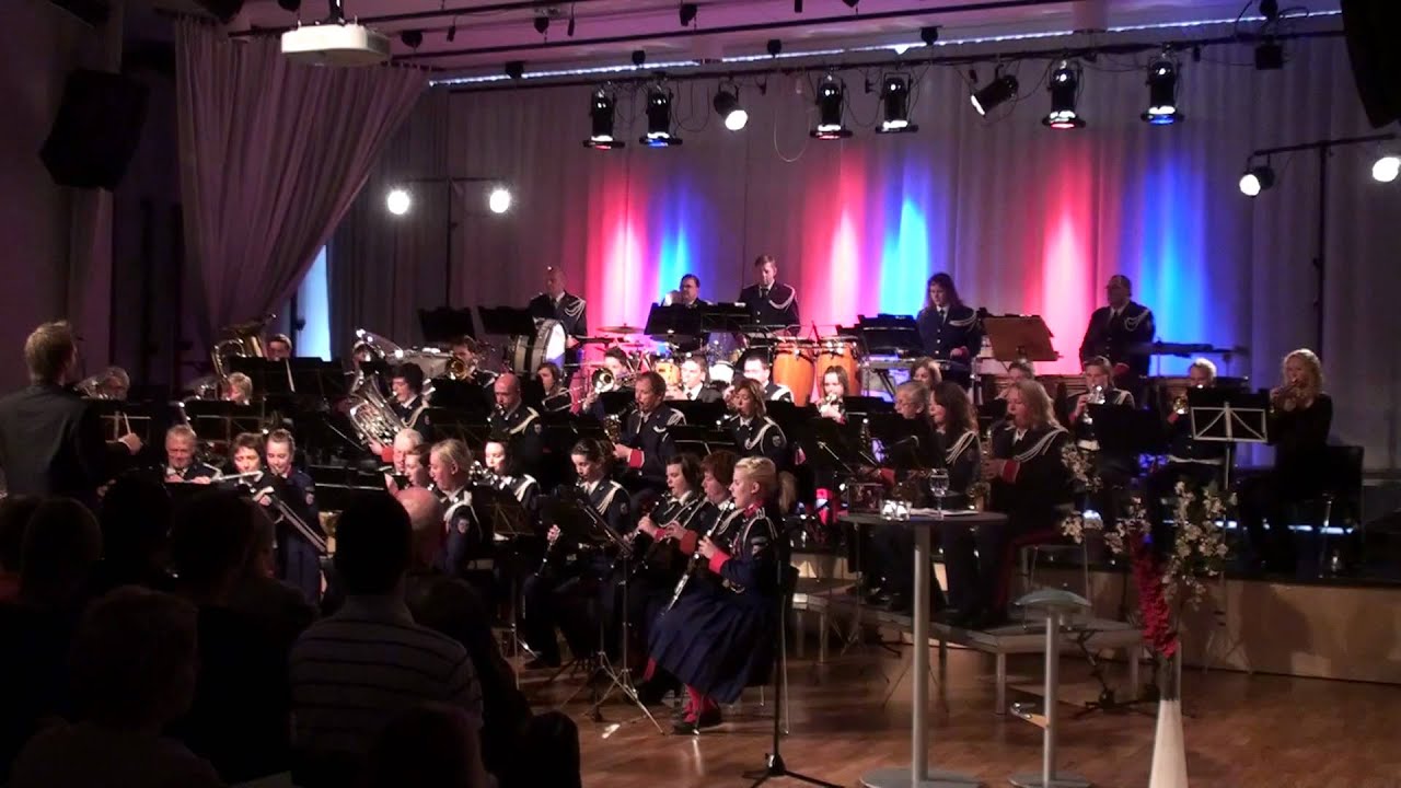 Kronprins Olavs Honnørmarsj (Oscar Borg): Byåsen Musikkorps BMK