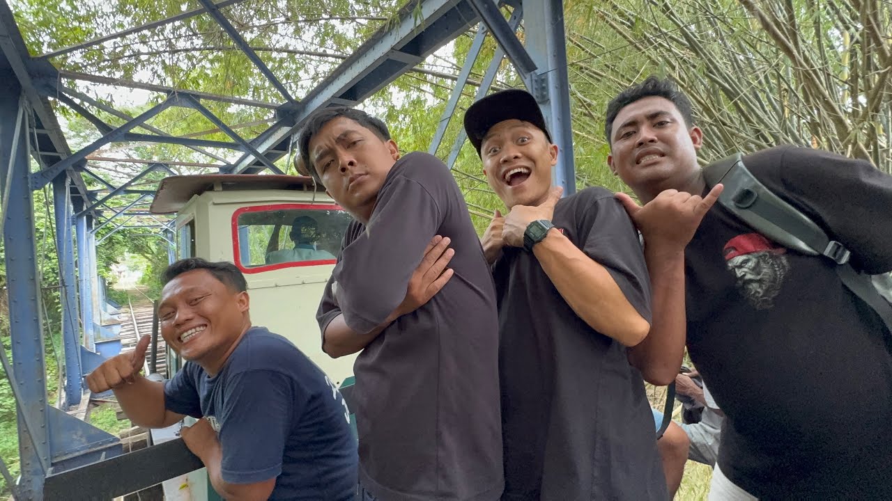 NAIK KERETA JAMAN BELANDA SE-ASYIK INI KENAPA HARUS KECELAKAAN 😢💔😍🥰😘