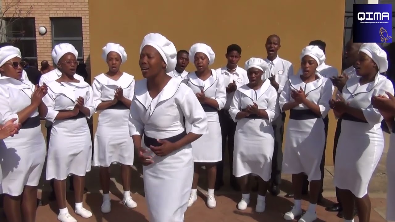 LESEDING EKUKHANYENI GOSPEL CHOIR - MMELE PELO LE MOYA