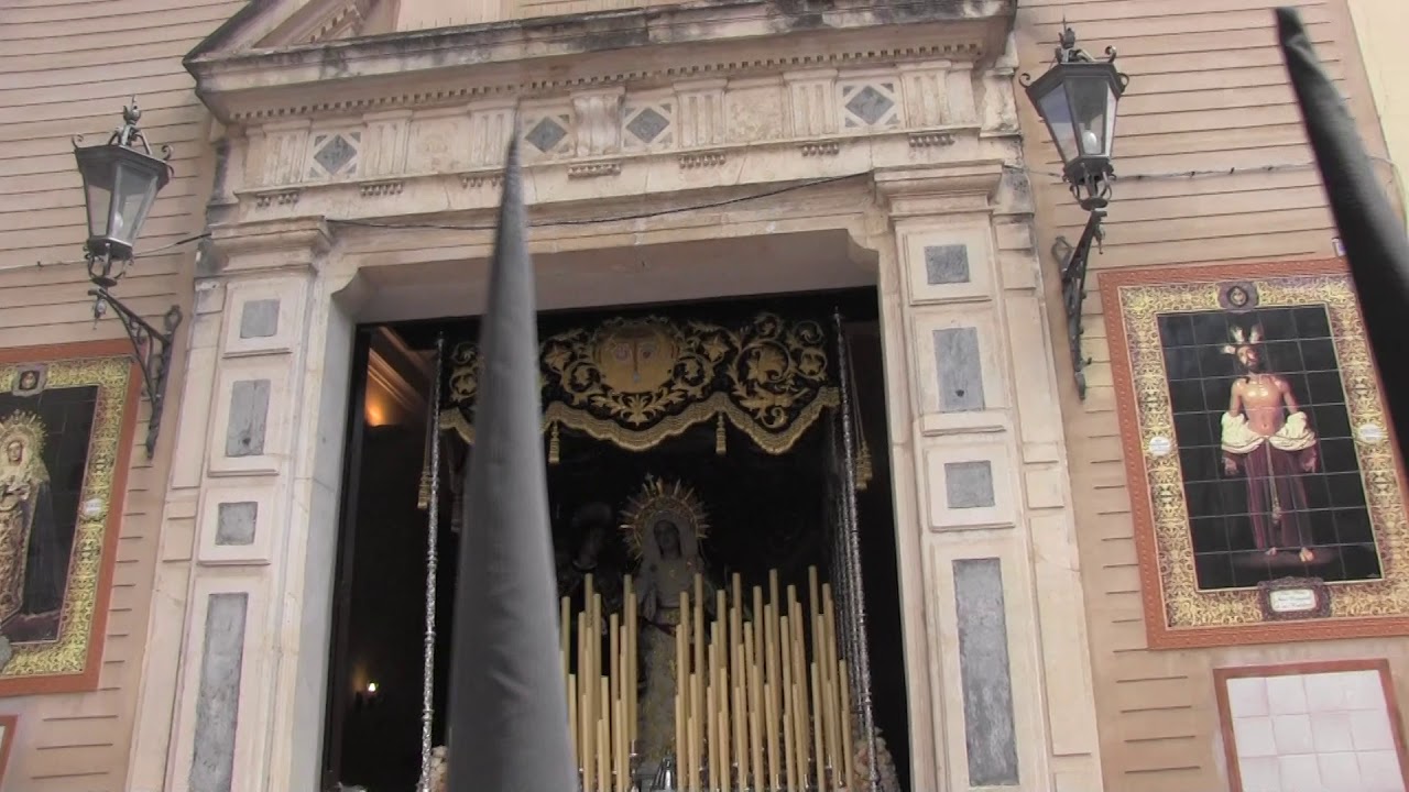 ¡IMPRESIONANTE! Salida de la Virgen de los Dolores y Misericordia (Hdad de Jesús Despojado) 2019