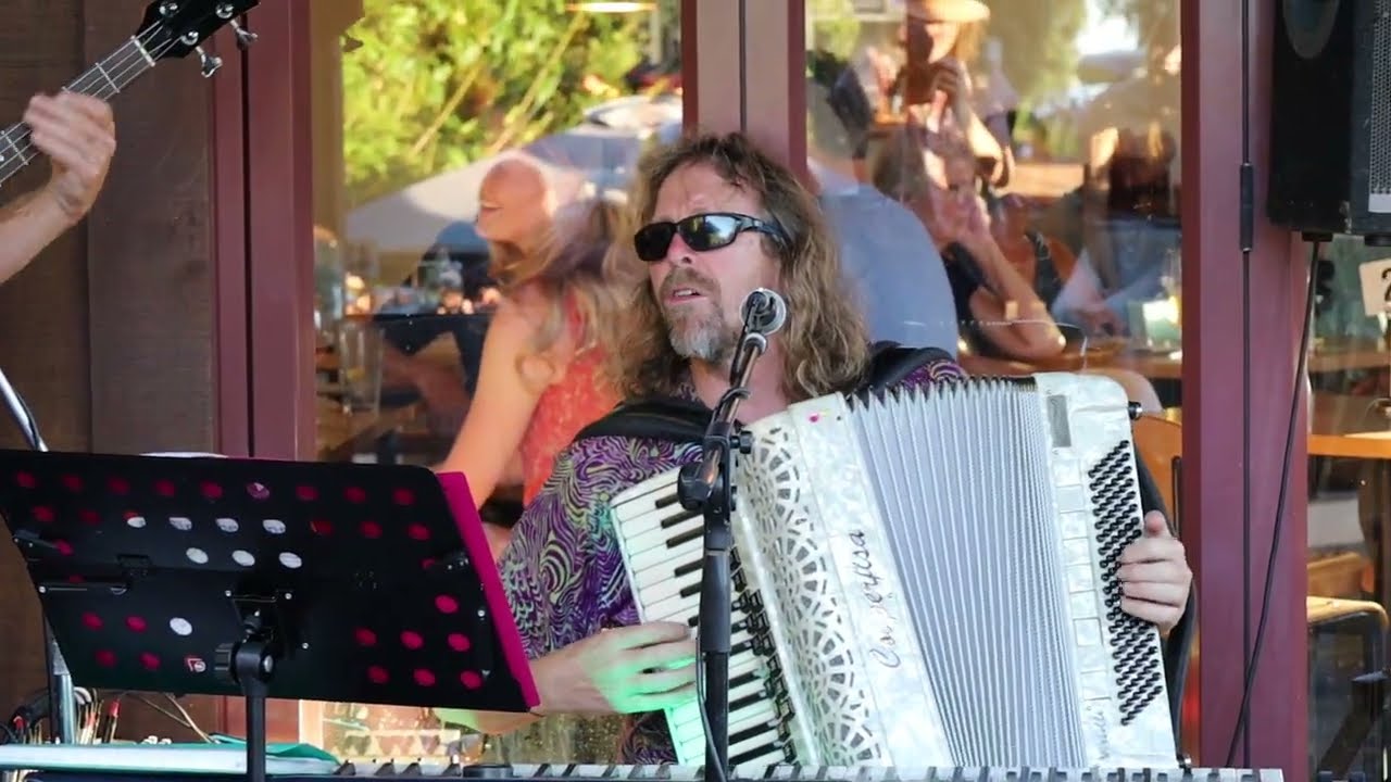 Live Music | Riwaka High Rollers | Nikau Cafe | Golden Bay | NZ