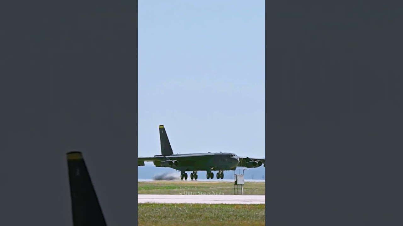 B-52 landing with full load #b52stratofortress #b52bomber #usairforce #usaf