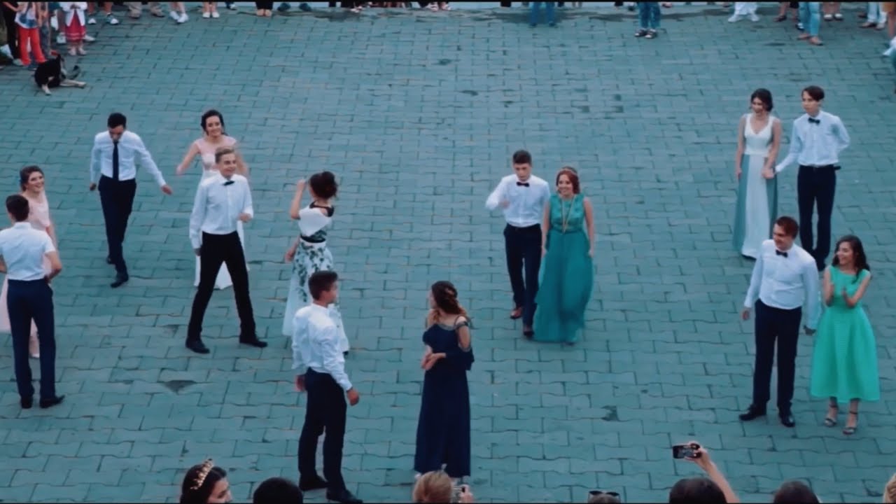 Випускний вальс гімназія 2017