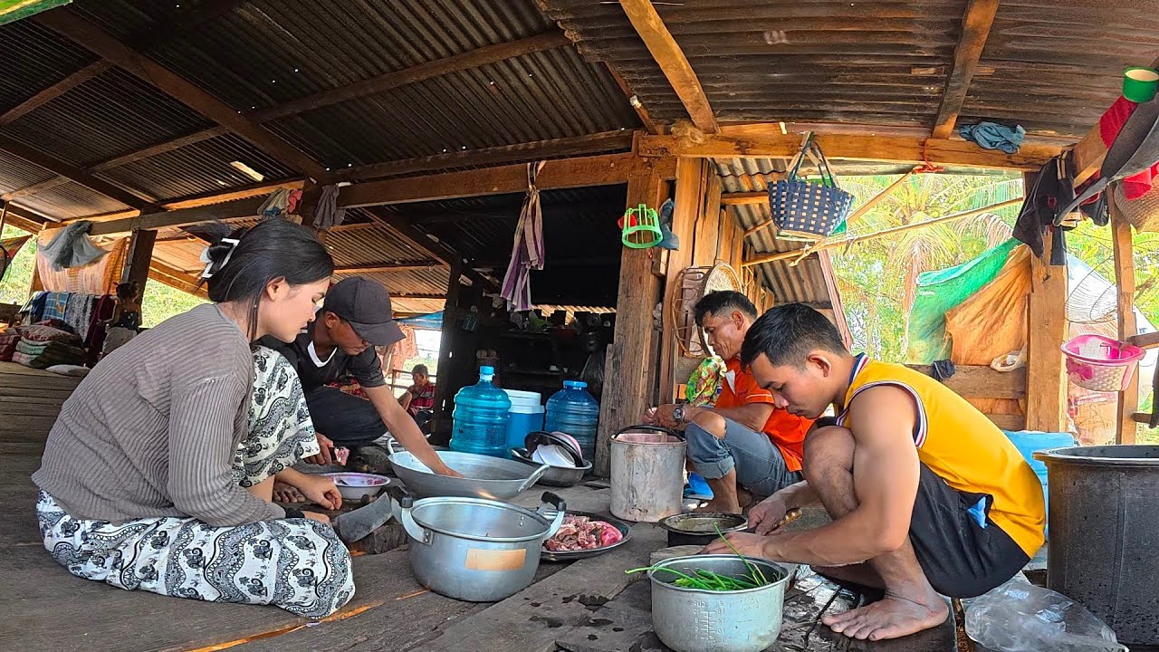 เทพื้นบ้าน กินม่าเพ้ยแบ้//ເທພື້ນເຮືອນ ກິນມ່າເພ້ຍແບ້ Hieng บ่าวเฮียง คนหากิน 
