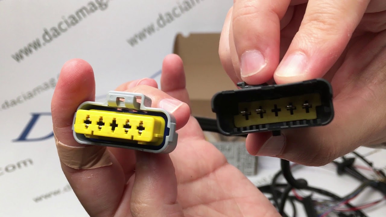 Duster II (2018-) - 7-pin Trailer wiring harness (Dacia Original)