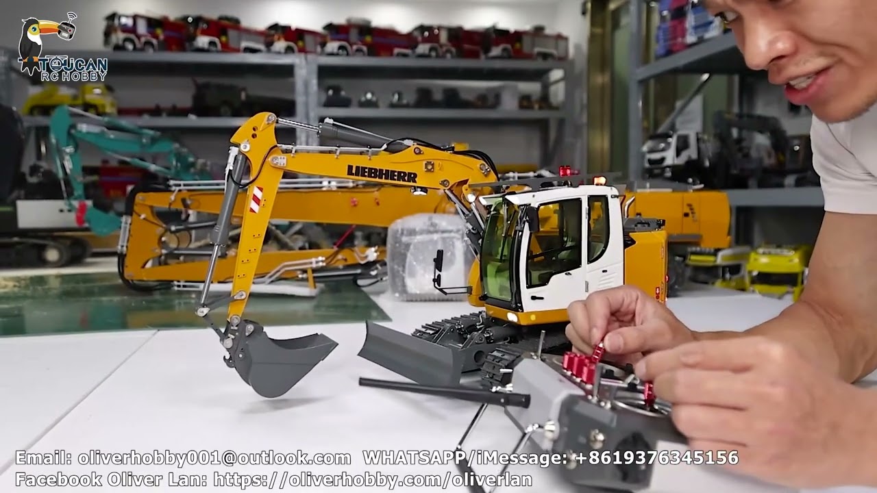 914 RC excavator with Frsky X10 radio for fine control could move by minimum meter, throttle smoking