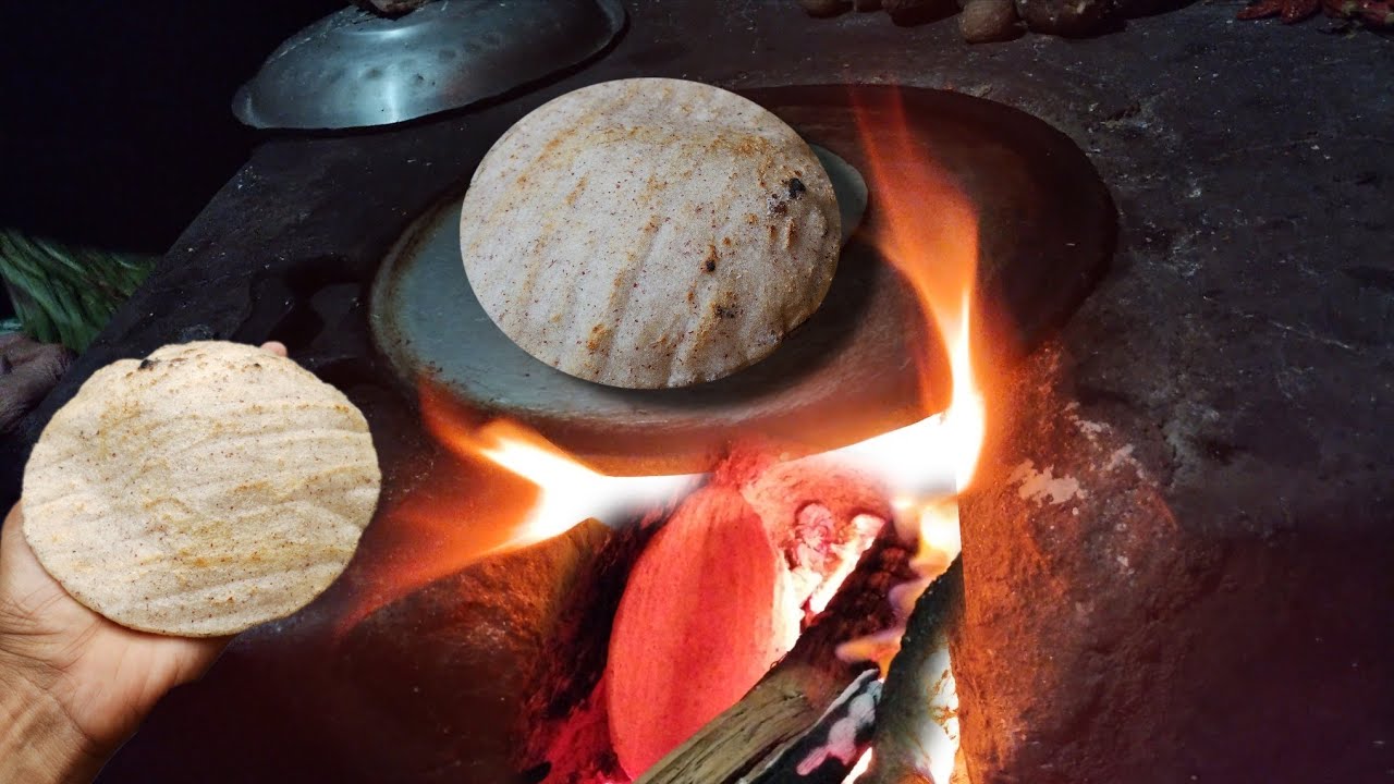 ಸಾಂಪ್ರದಾಯಕ ಶೈಲಿಯ ಉಬ್ಬು ರೊಟ್ಟಿ ಮಾಡುವ ವಿಧಾನ|| ||Village cooking|| ||Simple Rotti recipe|| #rice_rotti