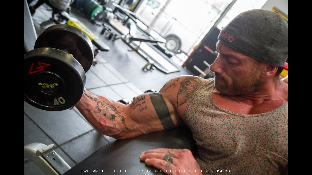 Justin Lovato trains arms with Osman Jacinto