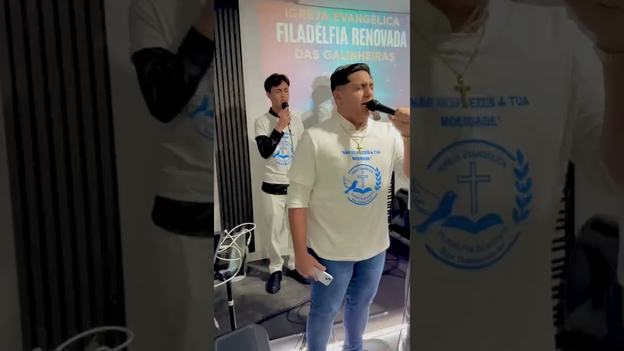 No culto de jovens onde a presença de deus se fez presente 