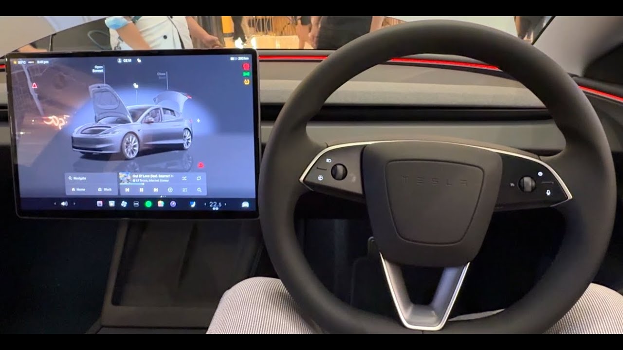 Tesla Model 3 Long Range RWD 2026 Interior