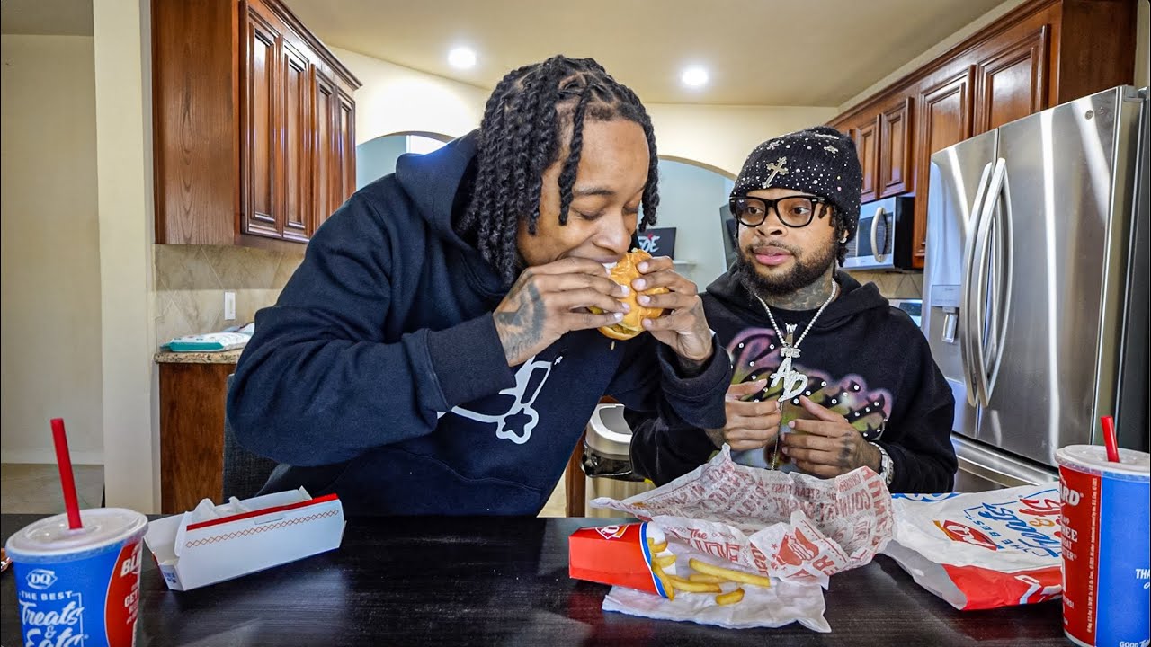 RANDOMLY EATING MY BESTFRIEND FOOD DURING THE MUKBANG..*He Leaves*