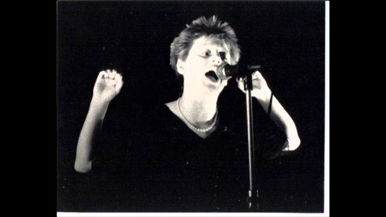 Cocteau Twins-Hitherto (Saturday Night Live, 3rd December 1983)