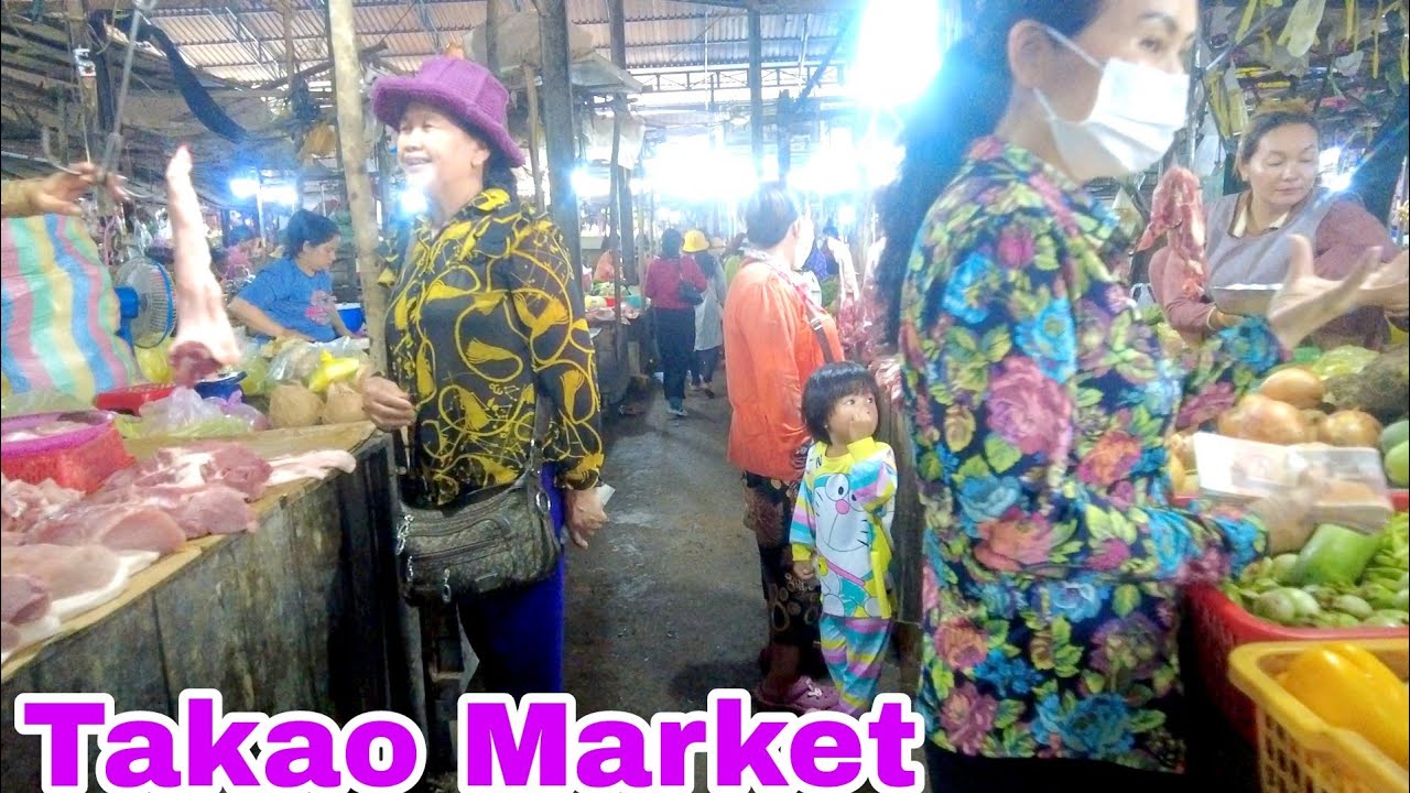 Cambodian best street food, Walking Tour exploring food @Takao Market