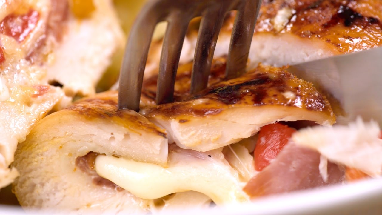 Pollo con Jam&oacute;n Crudo, Pimiento y Quesos | Recetas R&aacute;pidas
