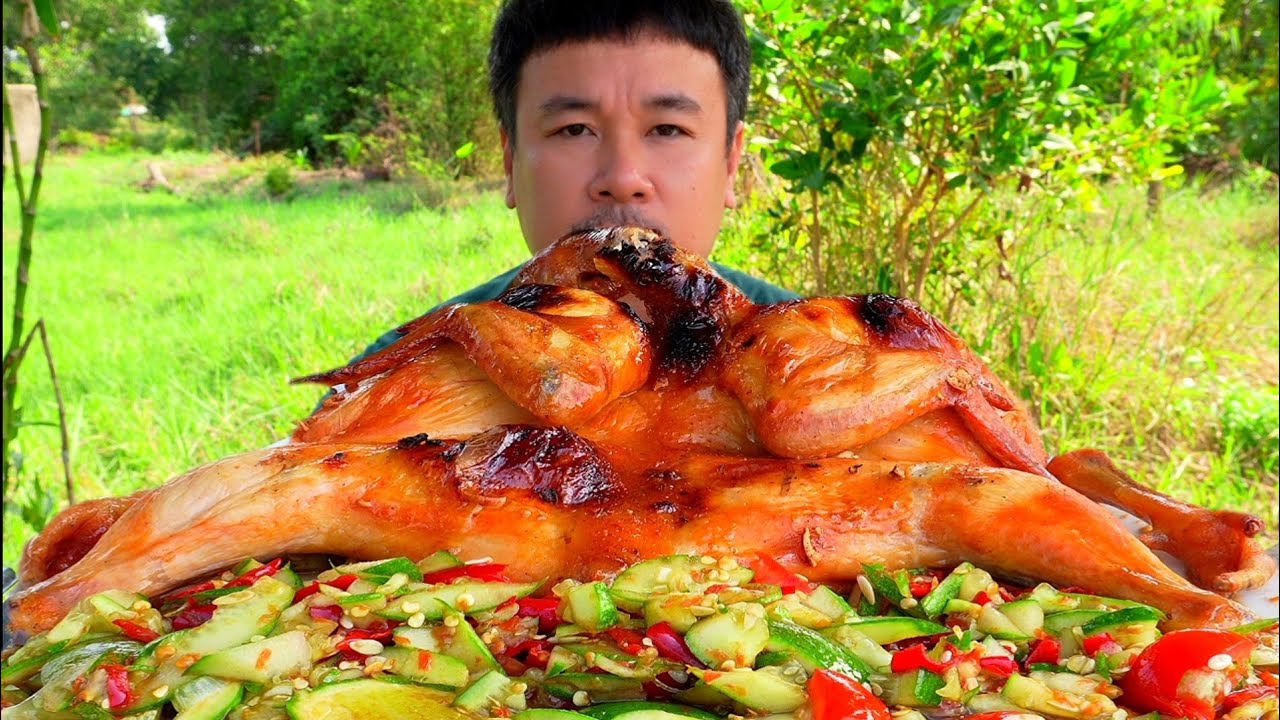 ไก่ย่างร้อนๆตำแตงข้าวเหนียวร้อนๆ