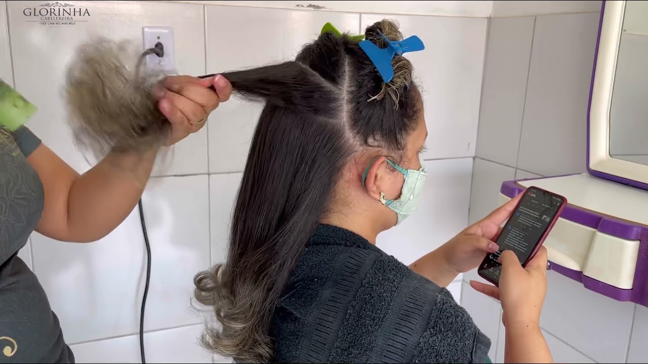 COMO FAZER UMA ESCOVA MODELADA ? TRATAMENTO PARA CABELO MUITO RESSECADO - CORTE EM CAMADAS FÁCIL