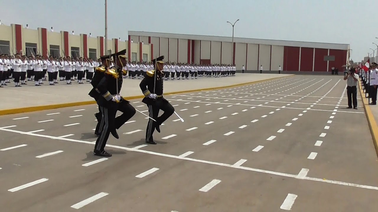 9 Honores del Estado Mayor del CMLP ante el  Jefe de la Region Militar Gral Brig  Wilson Jauregui Me