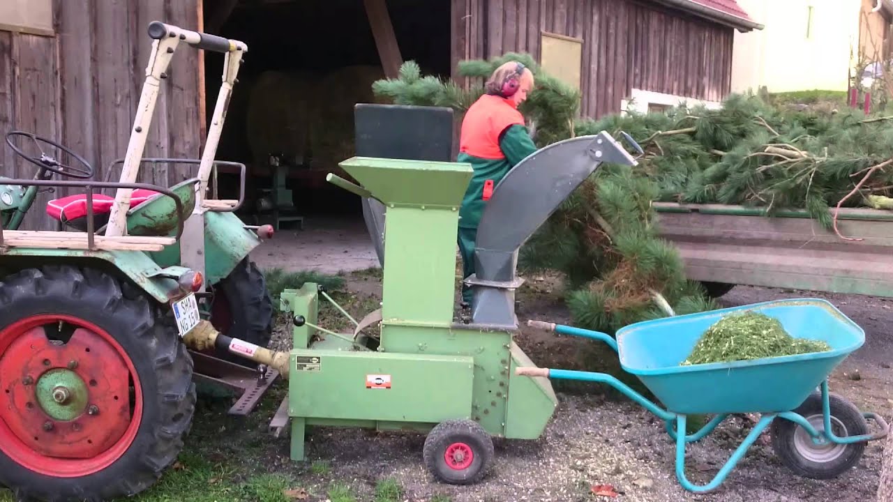 Normag arbeiten Holz häckseln coole Arbeit