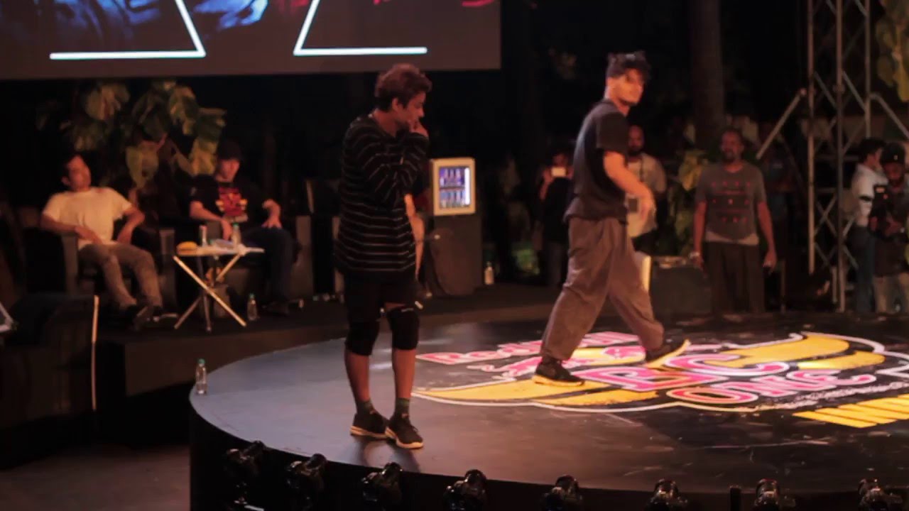 BBoy Flying Machine VS BBoy Abdul | RedBull BC ONE INDIA 2016