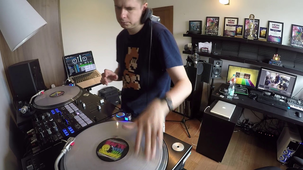 Kutski Twitch Sessions 49 (Mashup Mix)